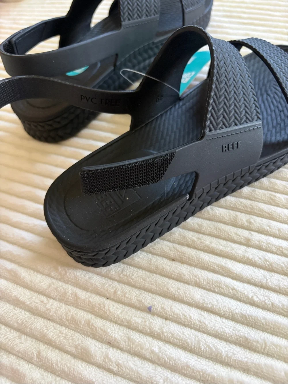 Reef Water Vista Black Textured Women's Sandals - Picture 5 of 8